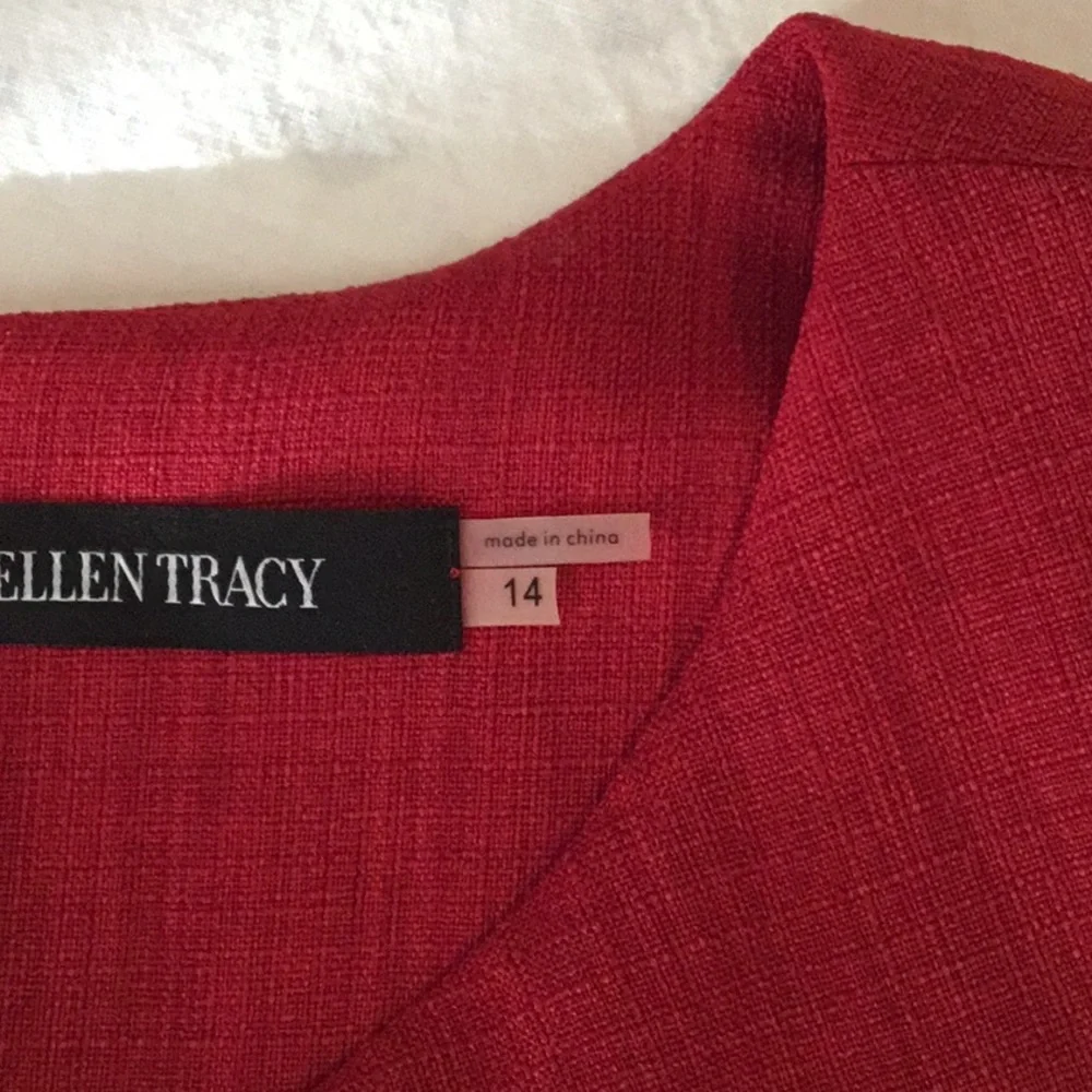 Elegant Red Ellen Tracy Sleeveless fully lined Dress. Size 14. Side pockets. - Picture 11 of 16
